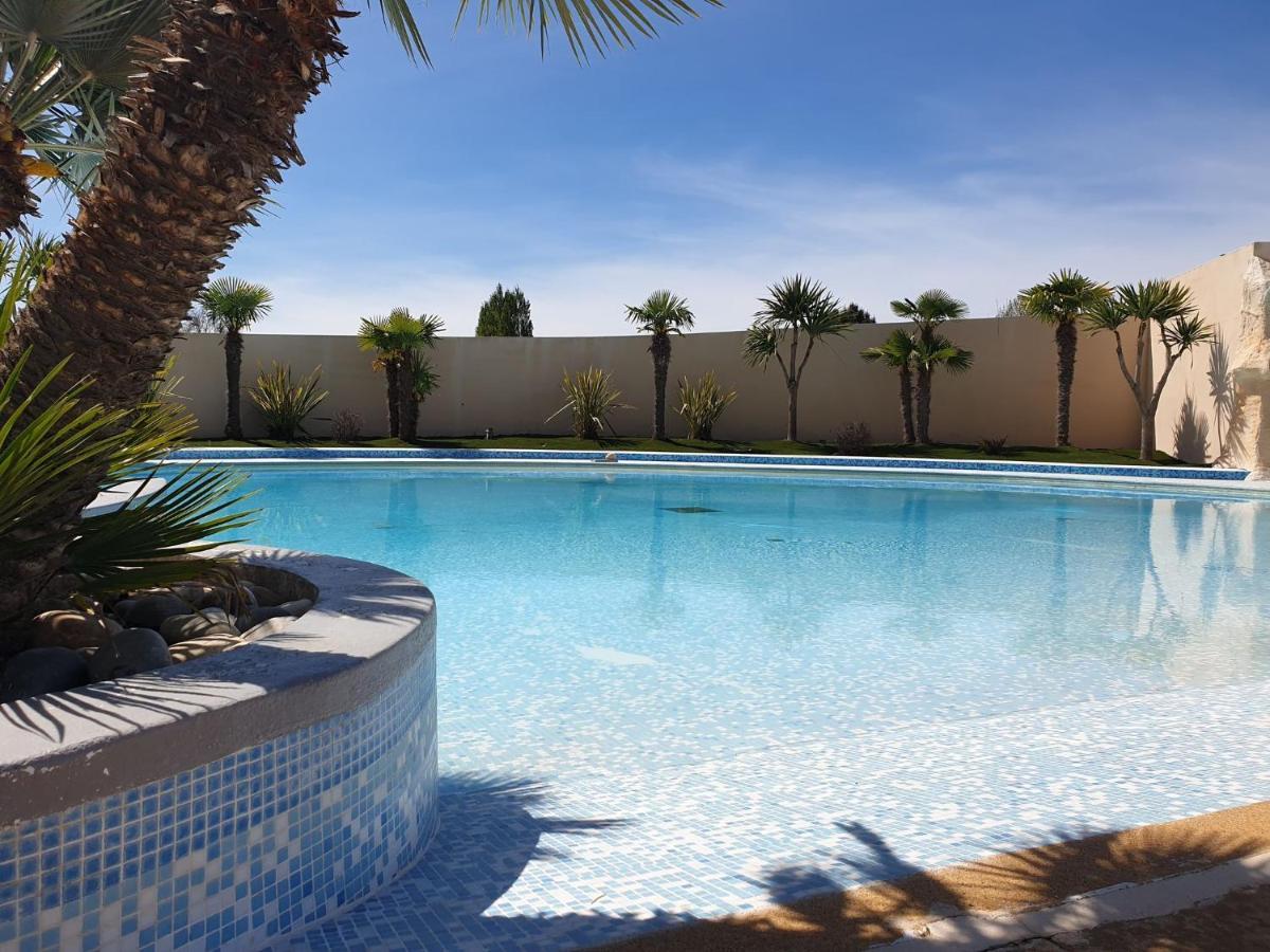 Le 934 Des Charmettes Hotel Les Mathes ภายนอก รูปภาพ