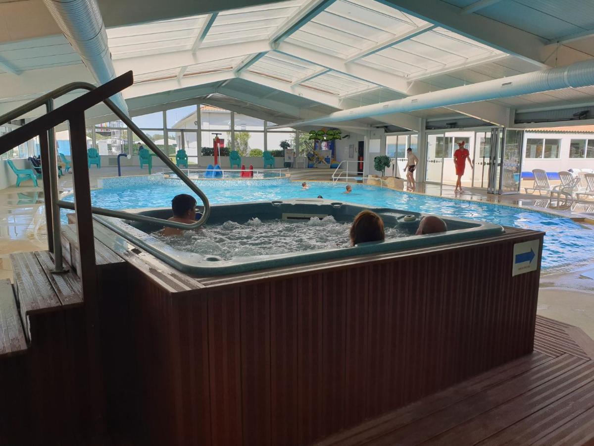 Le 934 Des Charmettes Hotel Les Mathes ภายนอก รูปภาพ